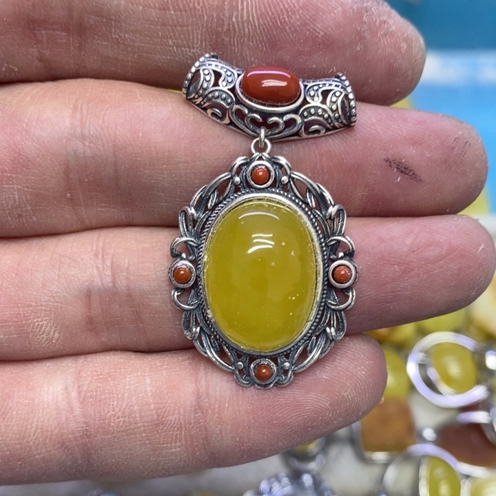 蜜蜡裸石银S925镶嵌吊坠