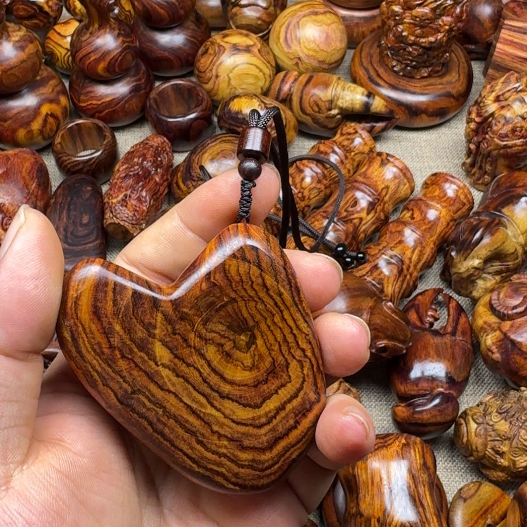 曲***z黄花梨/降香黄檀我