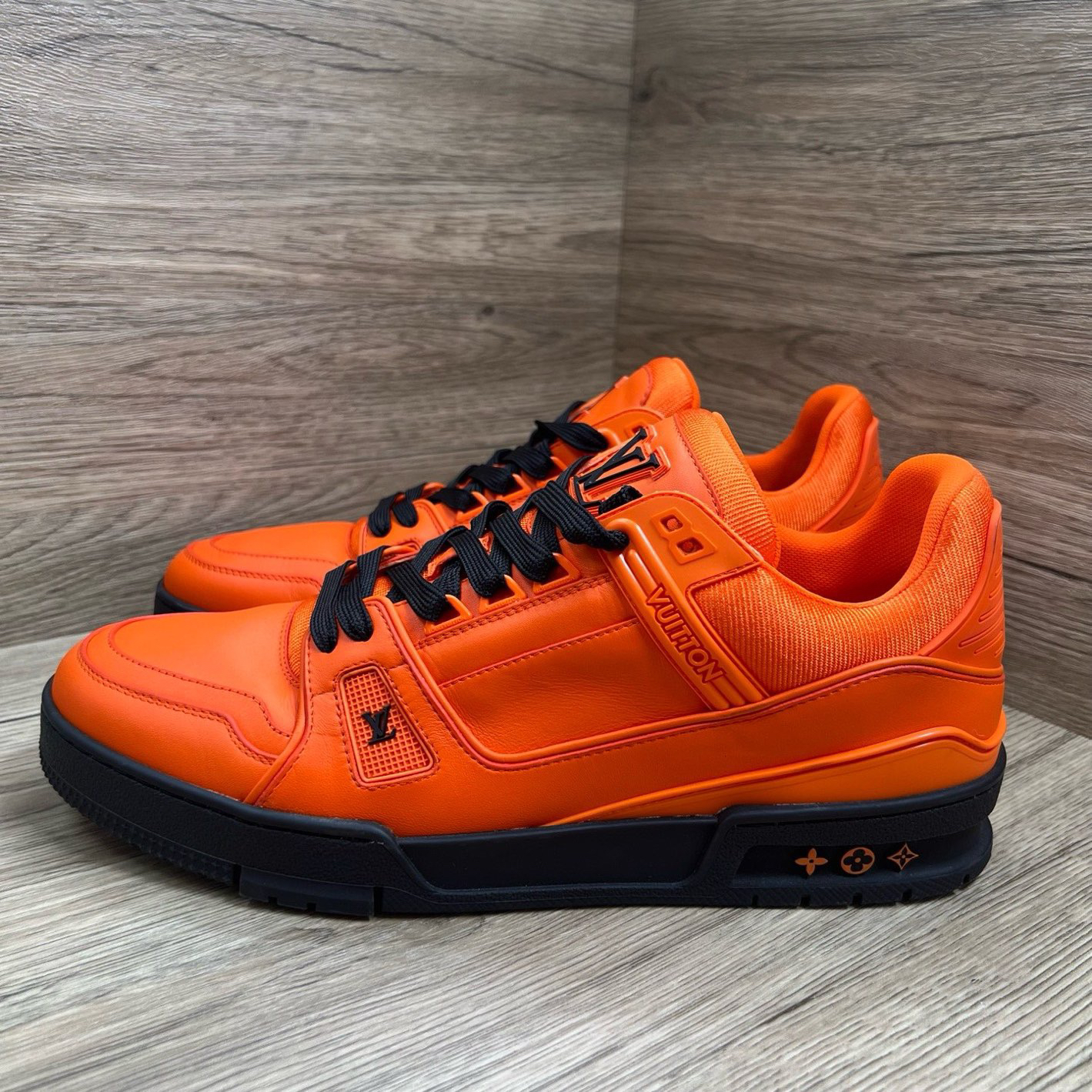 99新 LouisVuitton/路易威登 Trainer 橙黑板鞋 43码/原盒防尘袋