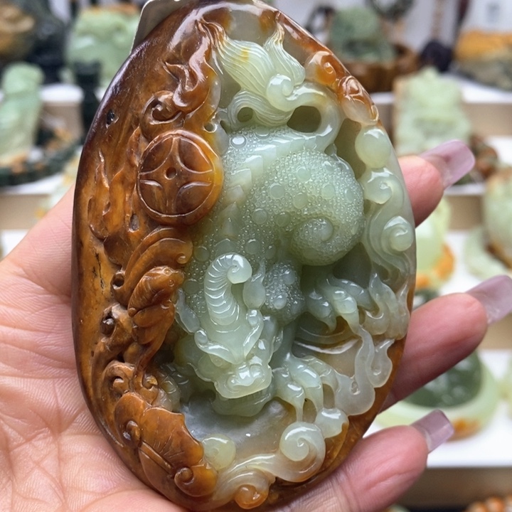 透闪石质玉未镶嵌手把