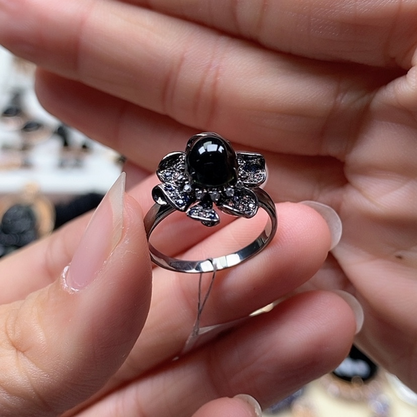 【闪购商品】翡翠戒指18K金镶嵌墨翠