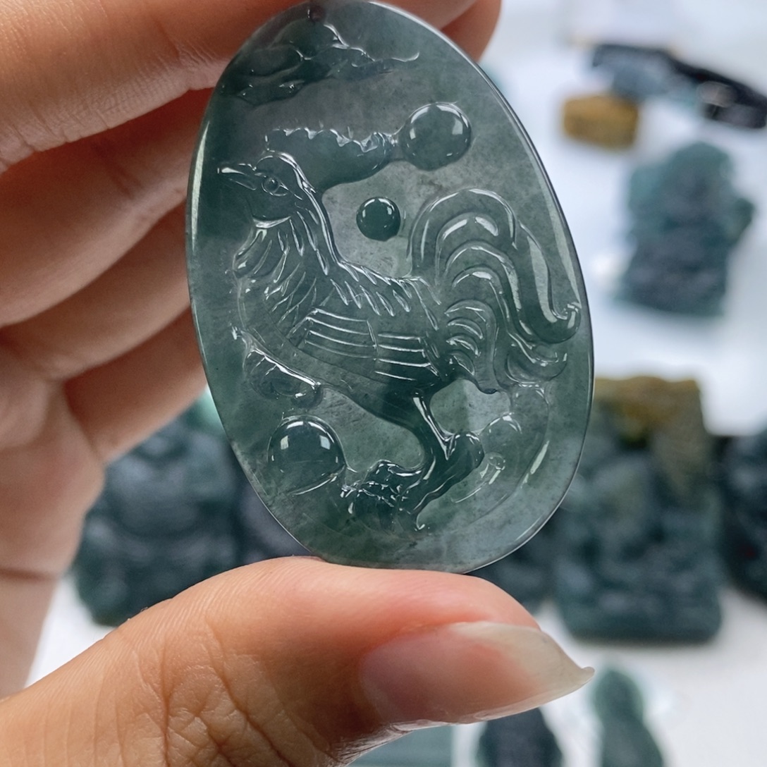 g***r翡翠未镶嵌颈饰天然翡翠