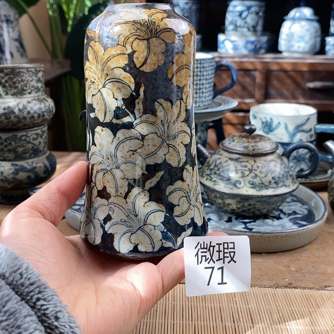 手工手绘青花陶瓷