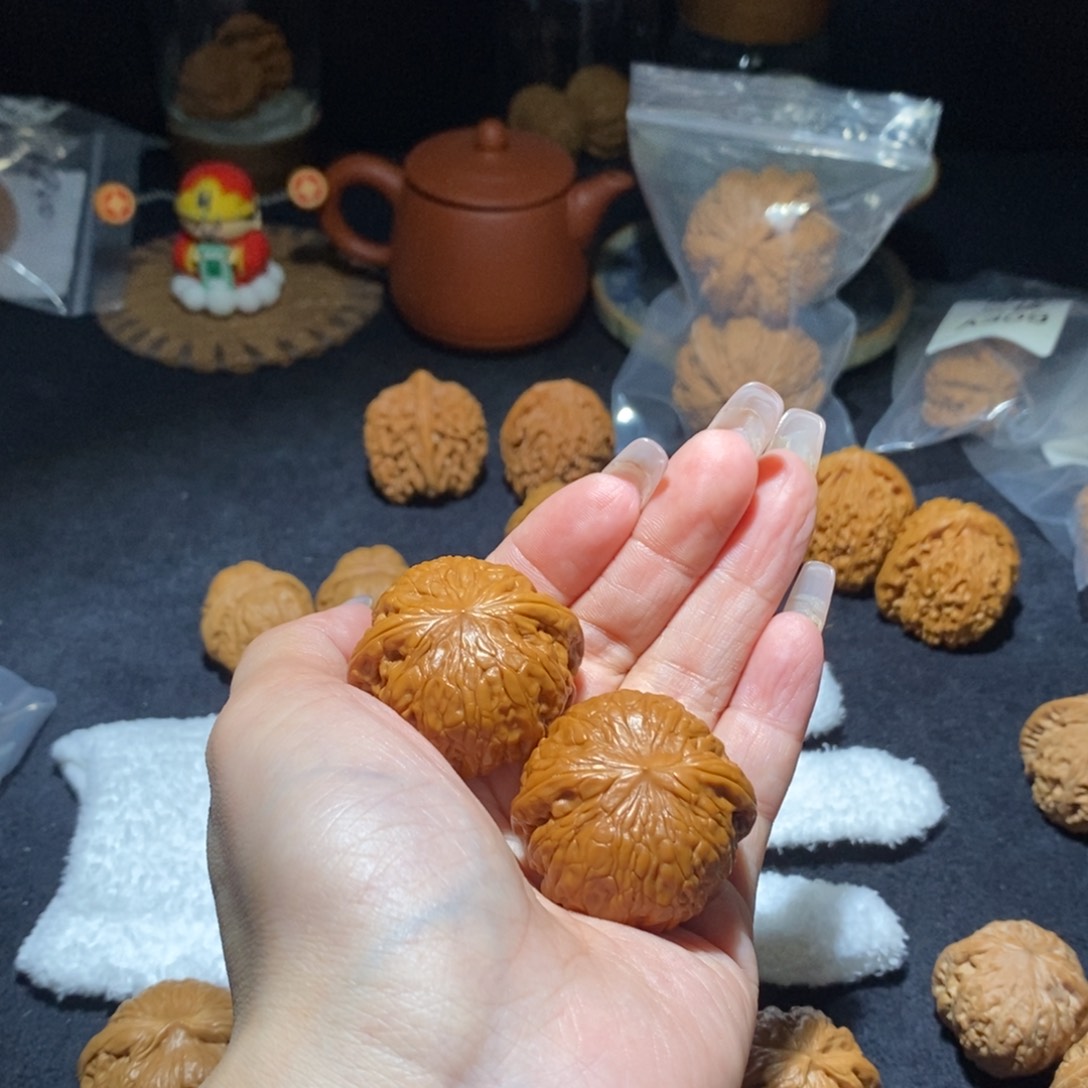 文玩核桃吊坠墨*铁锤妹妹