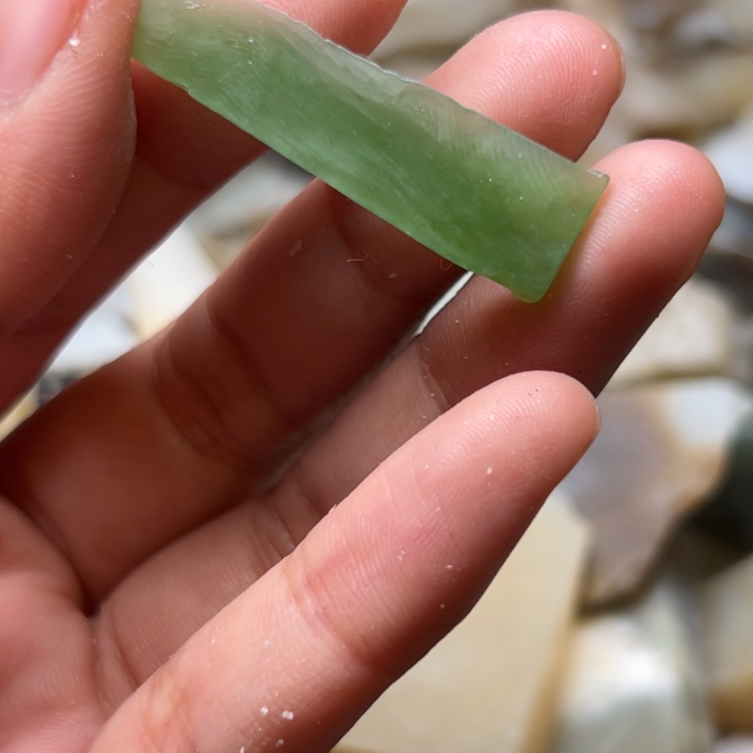 和田玉未镶嵌项链