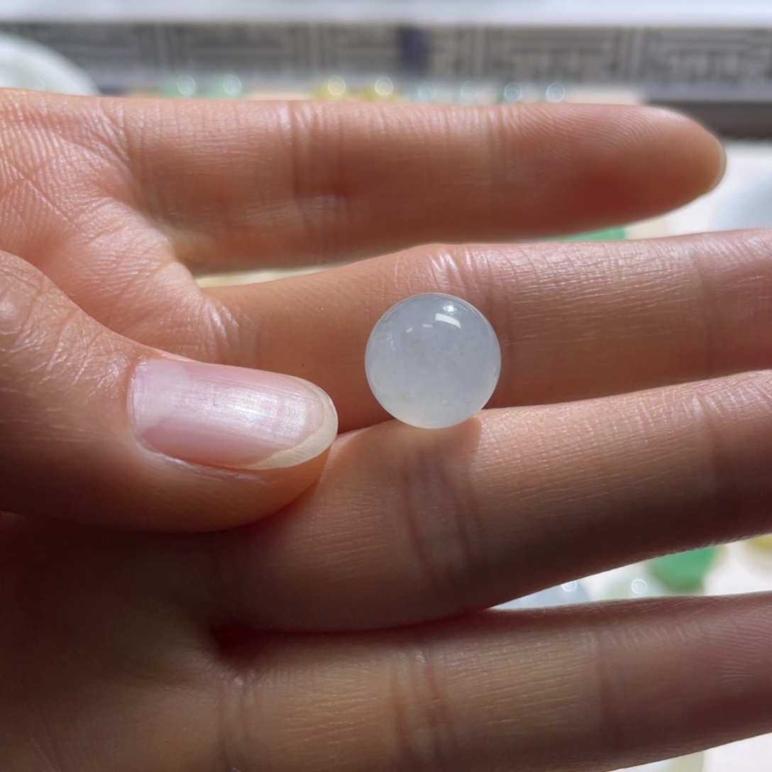 蛋****定制翡翠未镶嵌天然翡翠