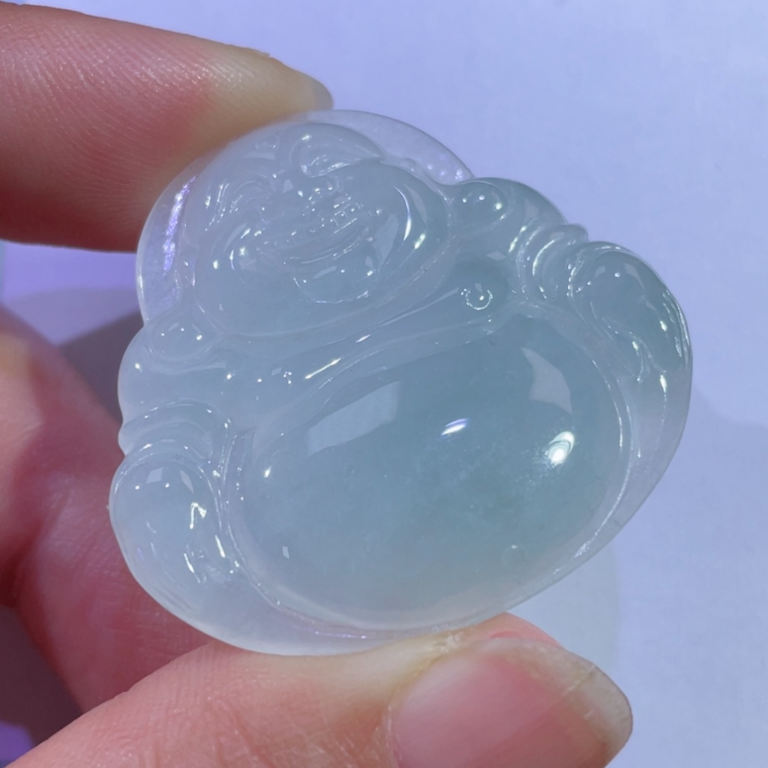 翡翠颈饰未镶嵌佛公