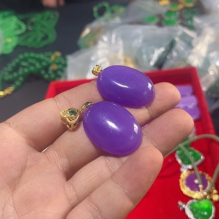 翡翠颈饰未镶嵌价格