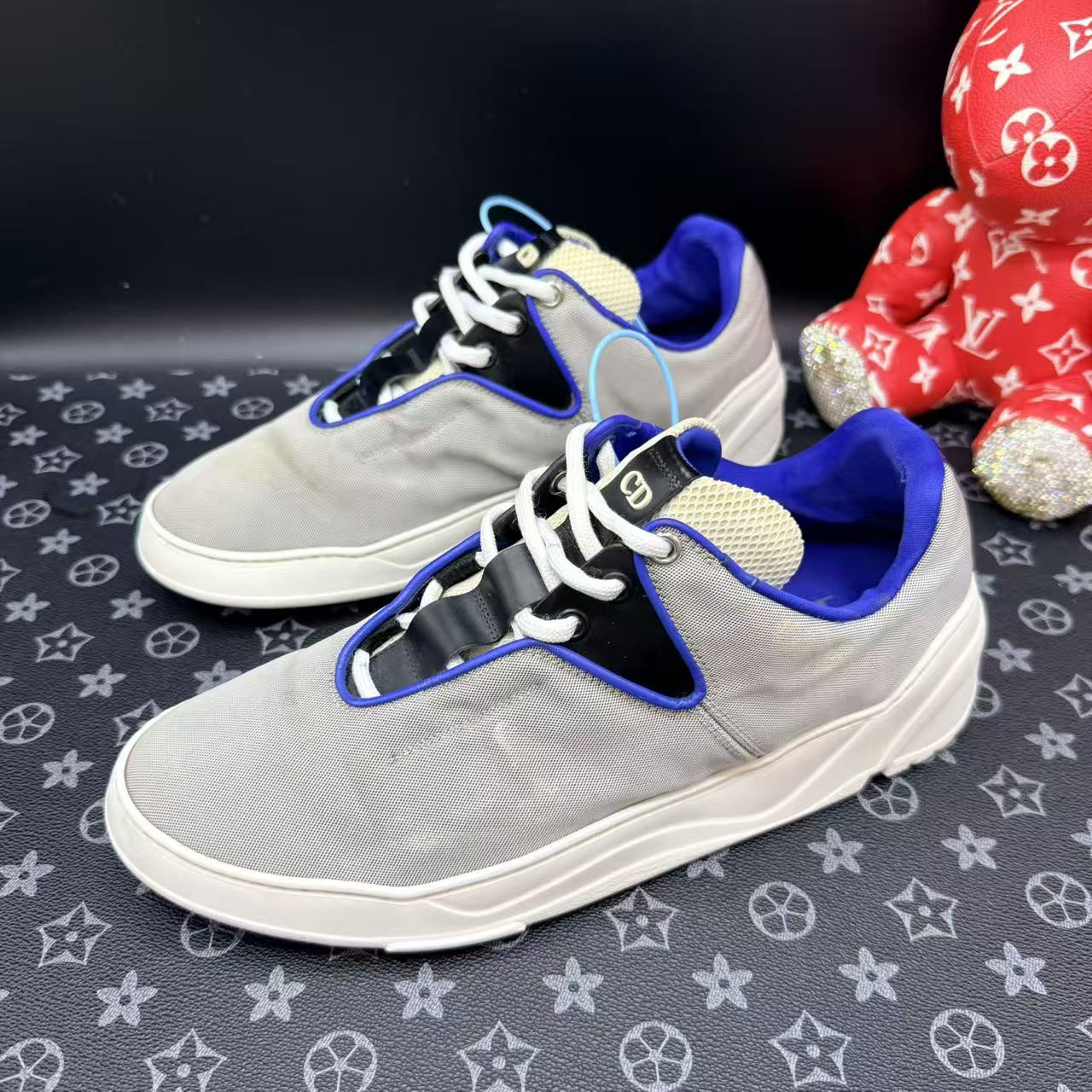 95新 DIOR/迪奥 灰蓝时尚一脚蹬 40欧码 olas220