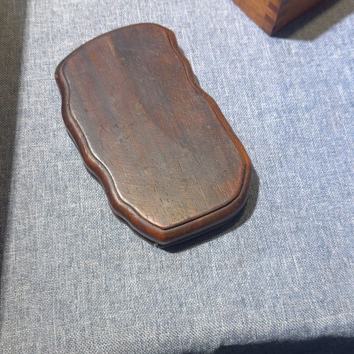 贡木底的的的的的的