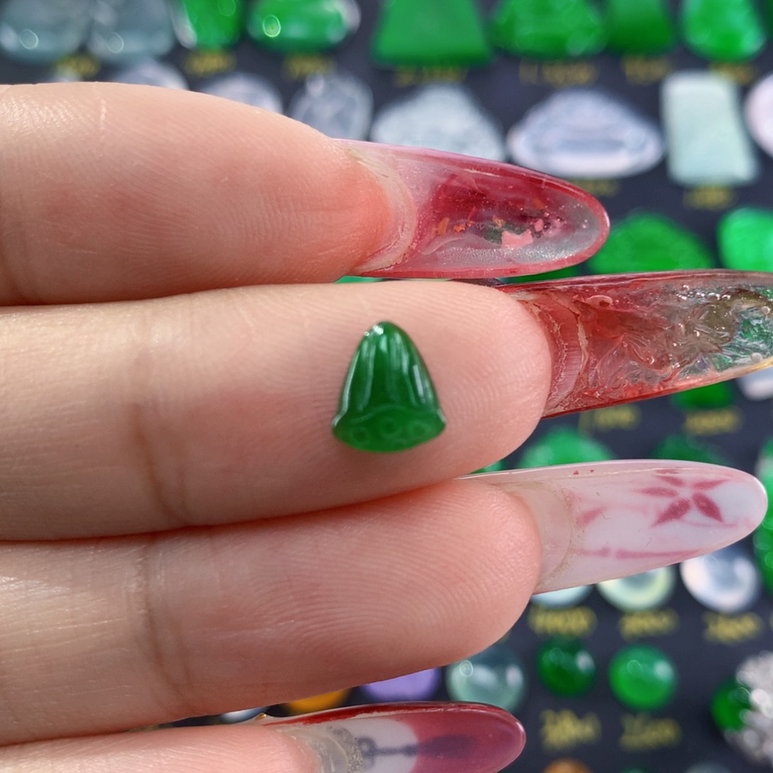 翡翠颈饰未镶嵌纯天然缅甸翡翠A货