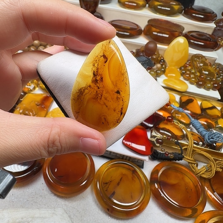 琥珀颈饰未镶嵌天然缅甸琥珀吊坠7克