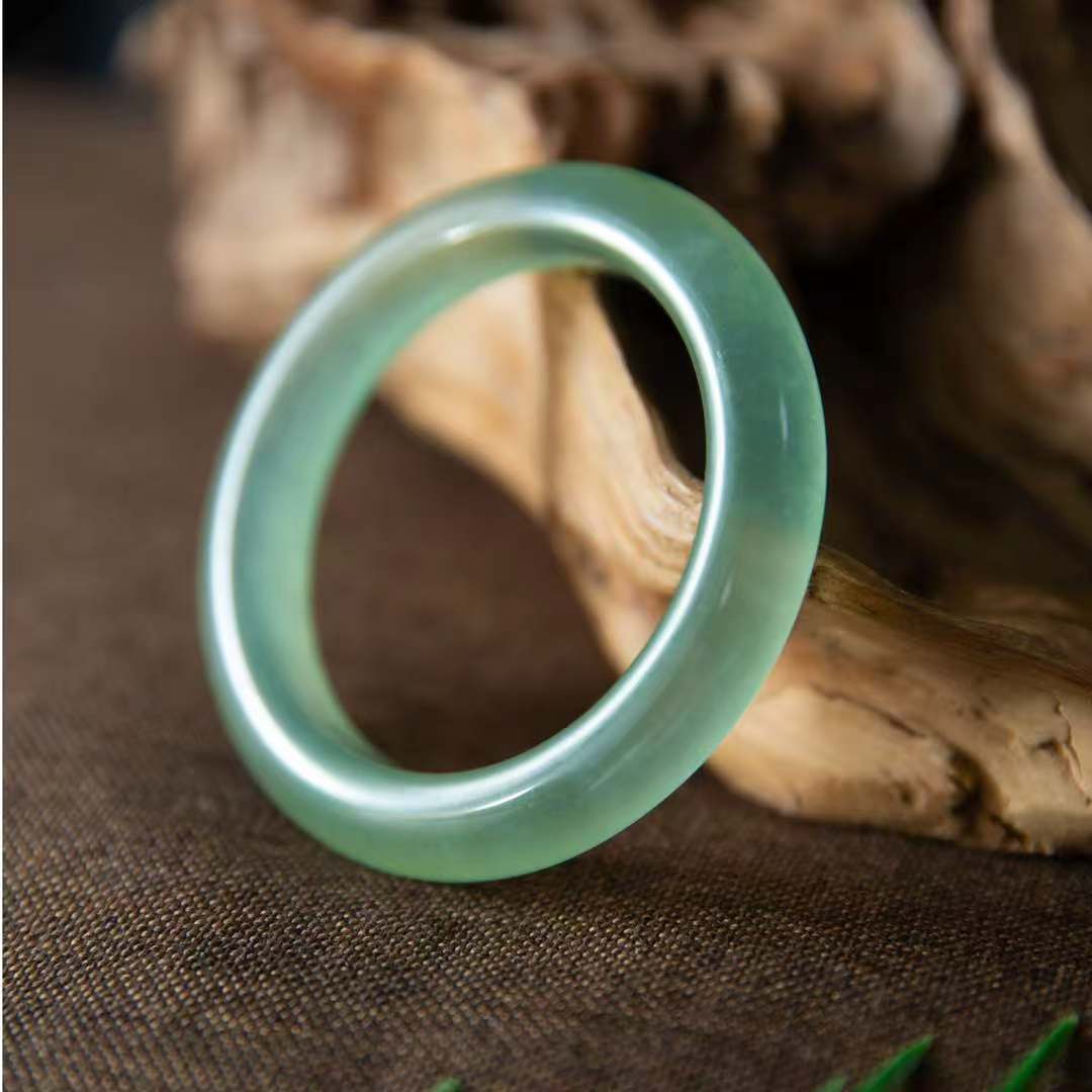 《抖音质检》纯天然玉手镯多样性发其一“LX”