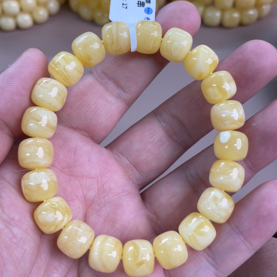 琥珀裸石未镶嵌018000000000