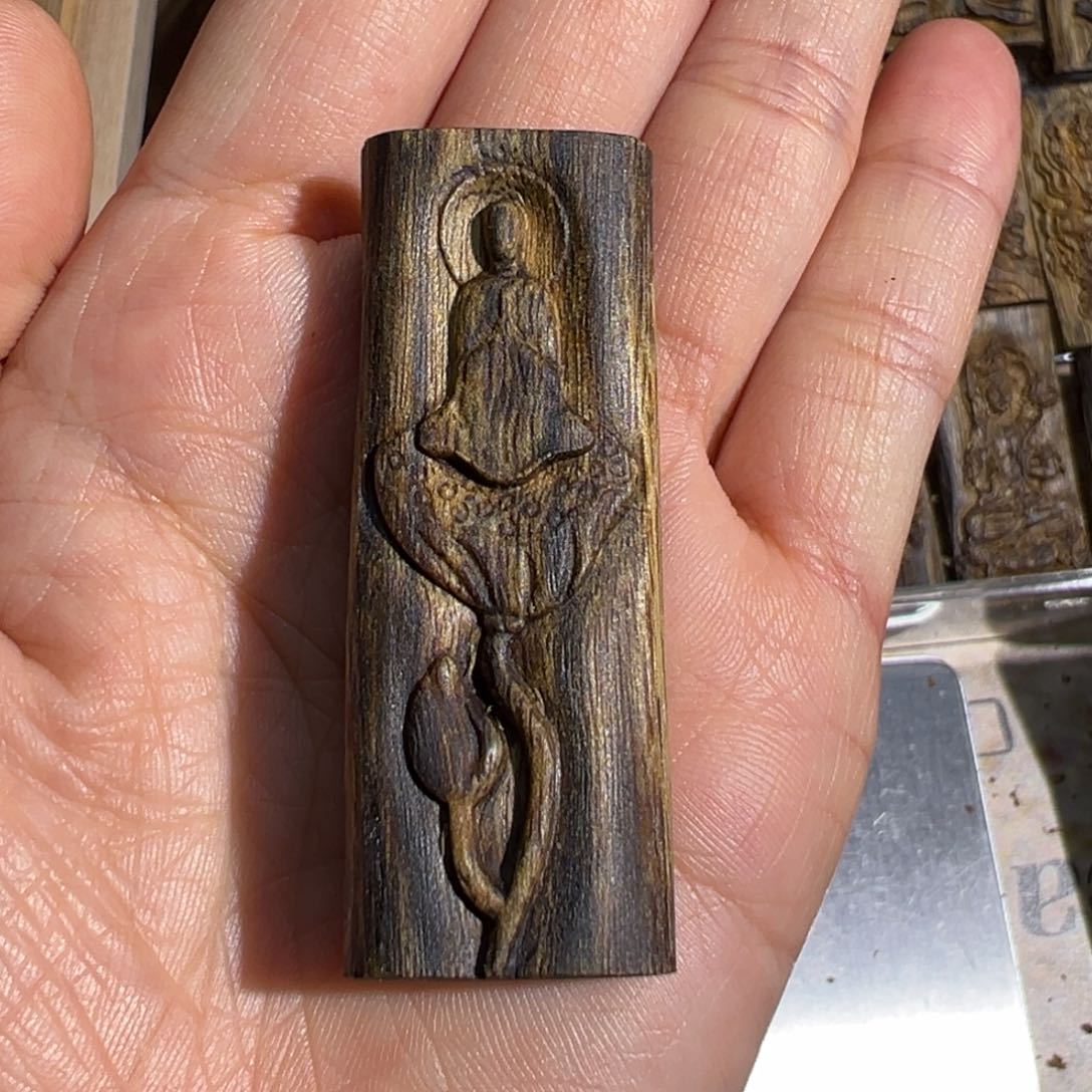 沉香吊坠白棋楠吊坠雕刻7.9克