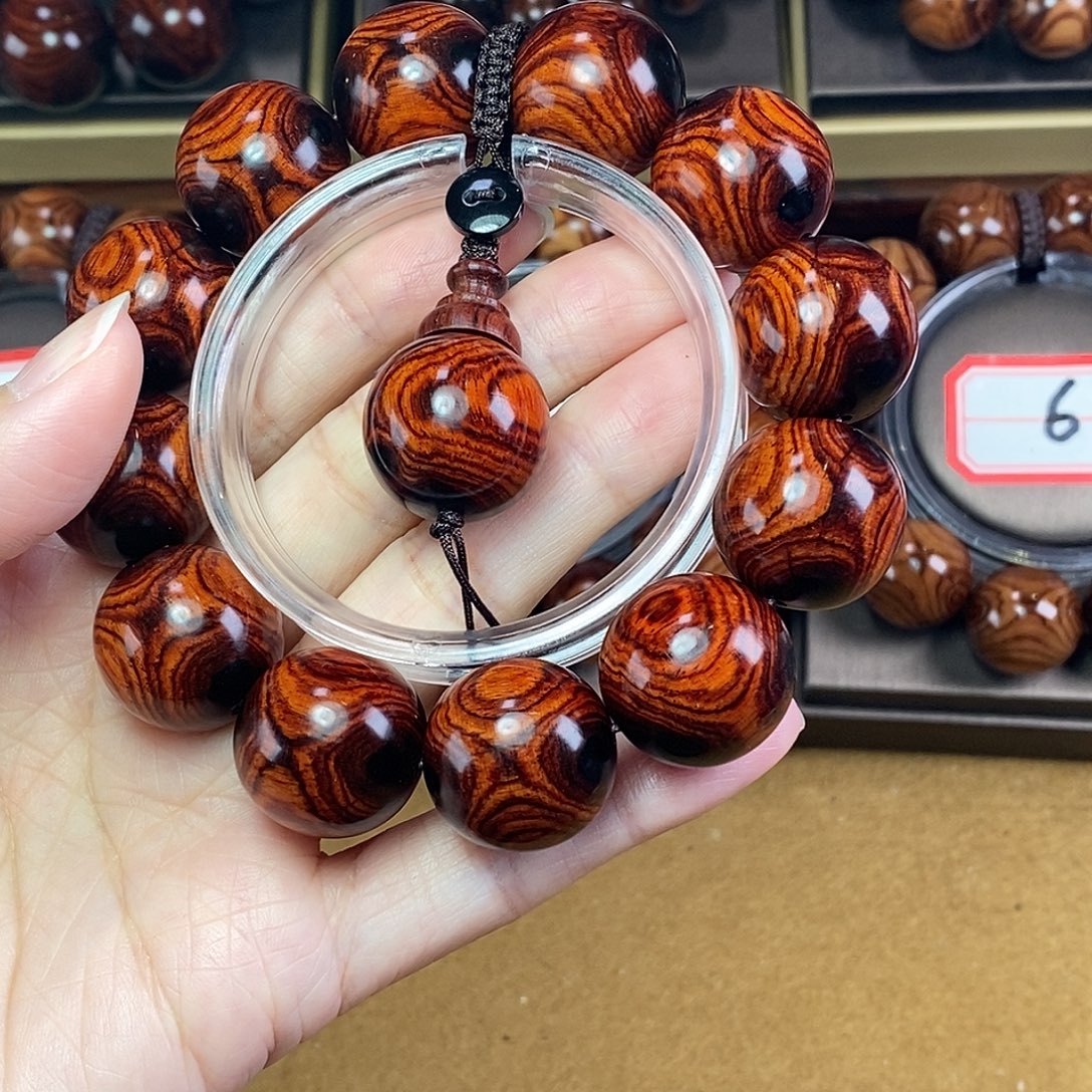 s***.手工制作成品手串