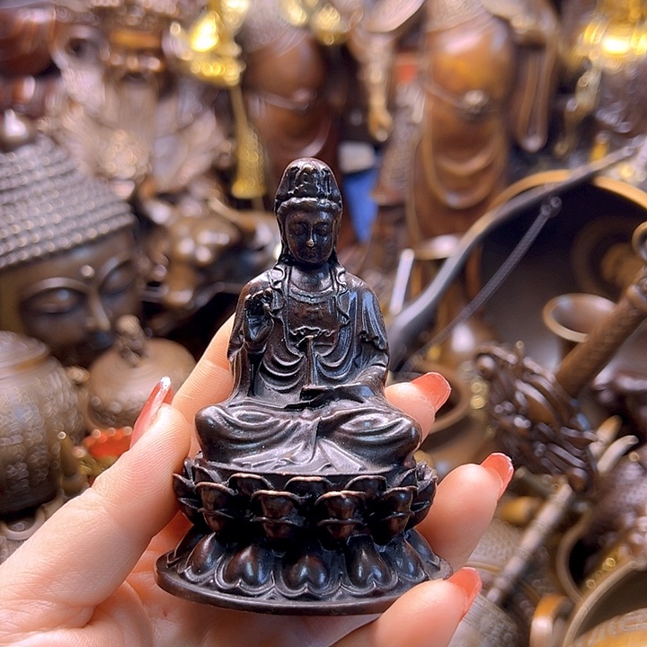 铜12566678899966678887567