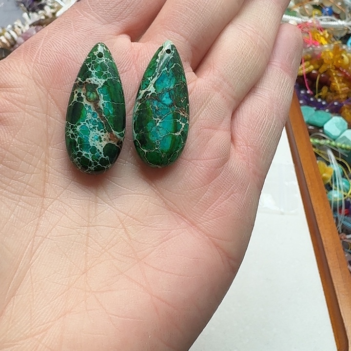 玛瑙/玉髓未镶嵌珠宝半成品一个帝王石吊坠