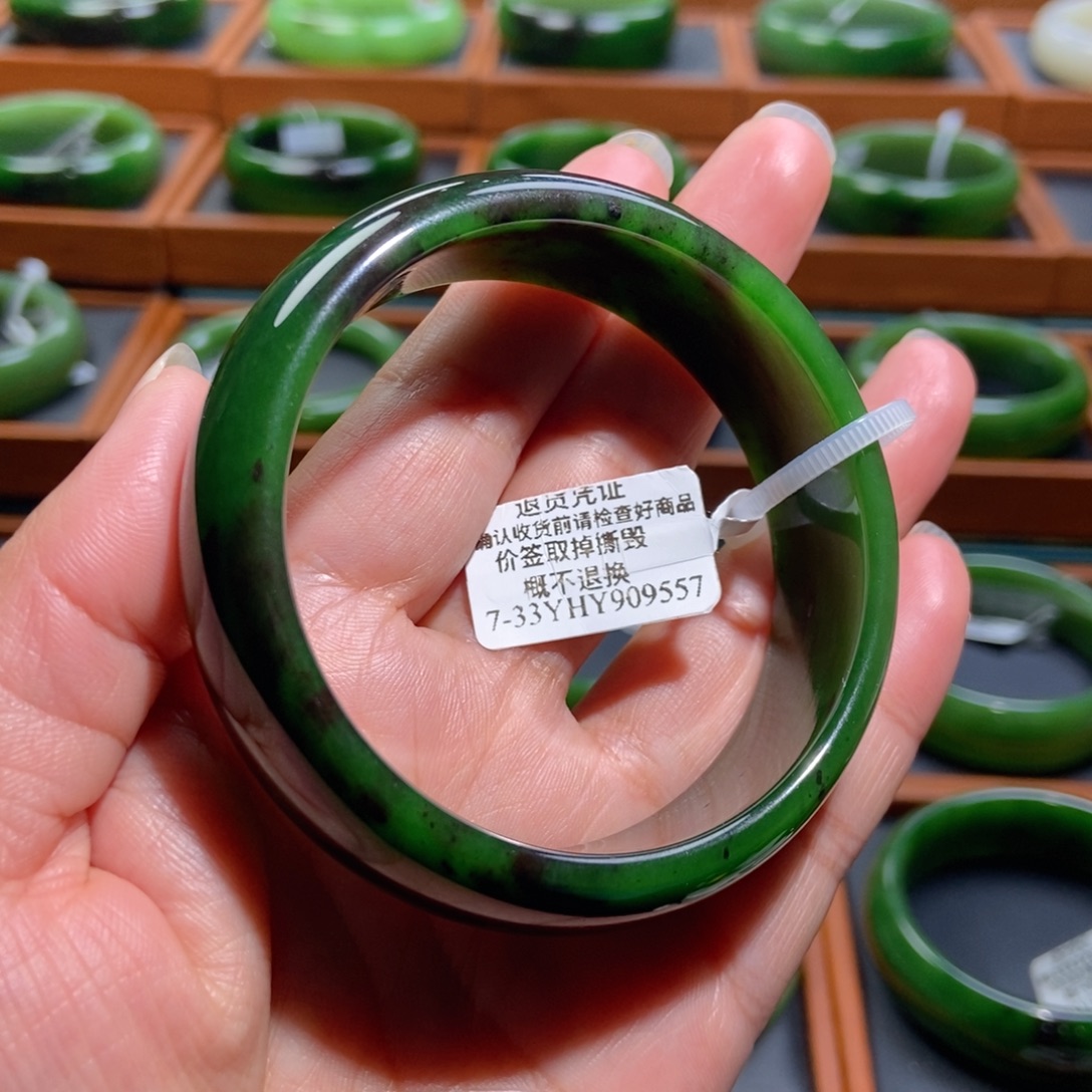 和田玉（碧玉）未镶嵌手镯菠菜绿5758