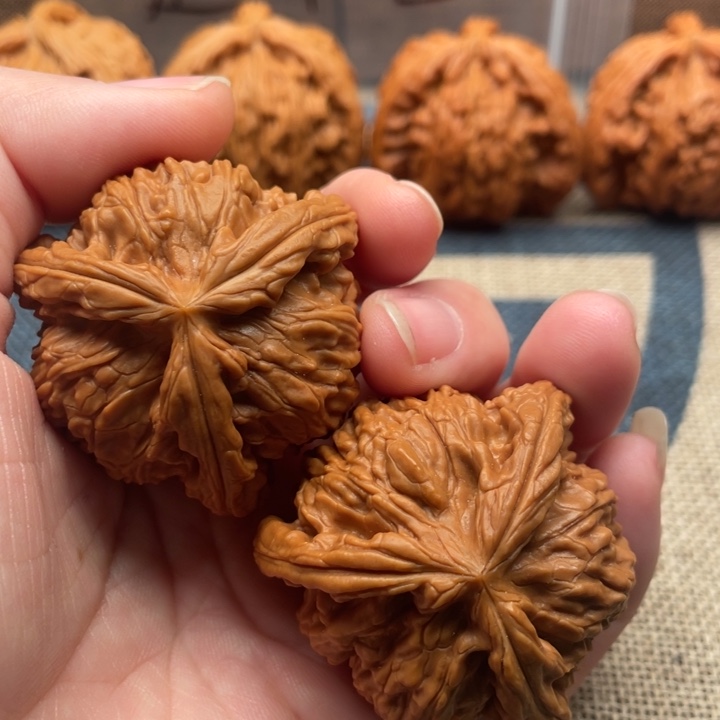 开***笑核桃白狮子43核桃