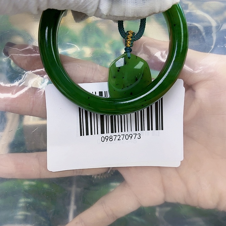 和田玉未镶嵌手镯包容565768搭吊坠包容