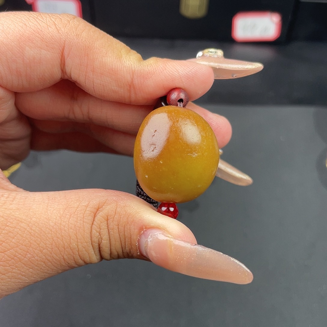 和田玉吊坠未镶嵌