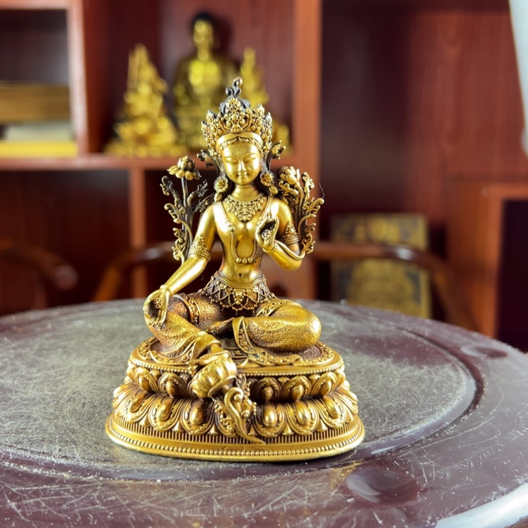 哆***?佛像的造型和造型