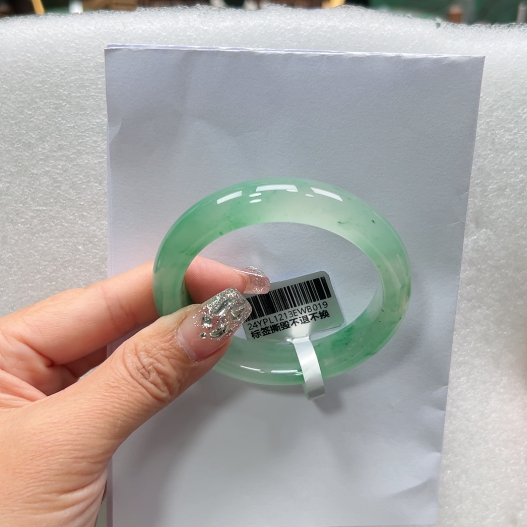 石英质玉手镯未镶嵌➕佳佳54556