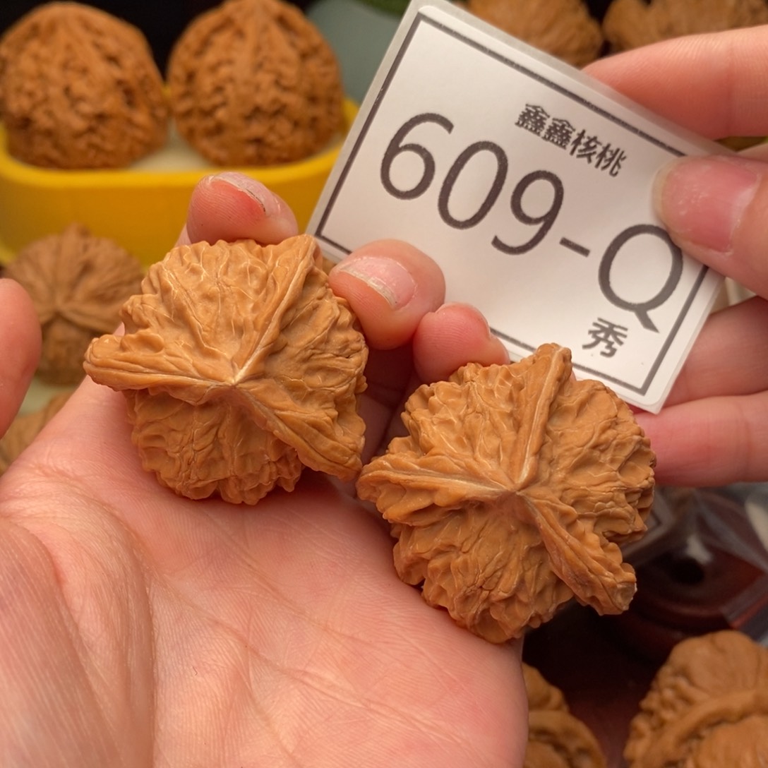 文玩核桃把件盘山奔39