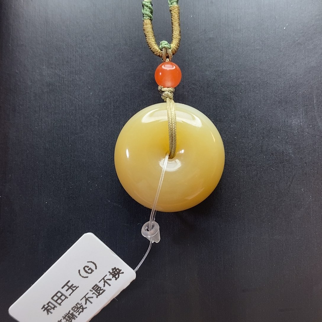 和田玉（糖玉）未镶嵌颈饰