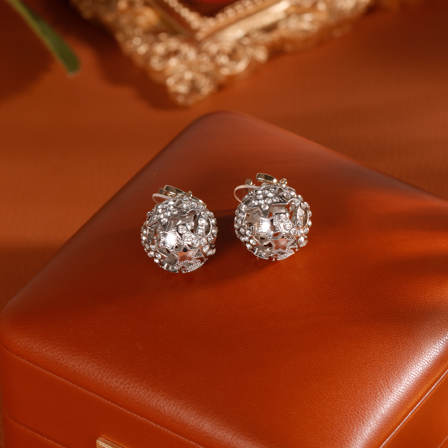 合金耳饰 【6207】小晓饰品白K花球耳钉气质耳环女小众首饰