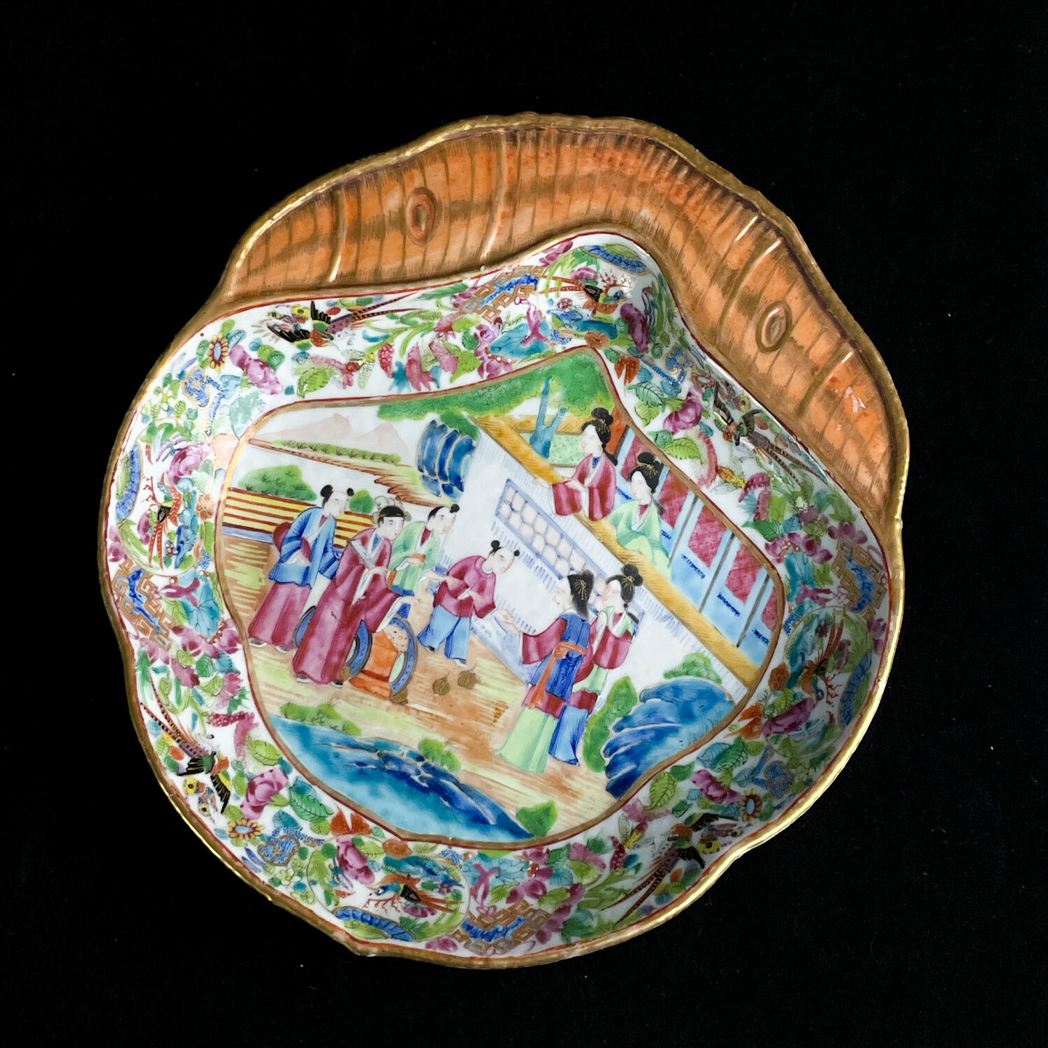 清晚期广彩人物纹贝壳盘1M25LW006119