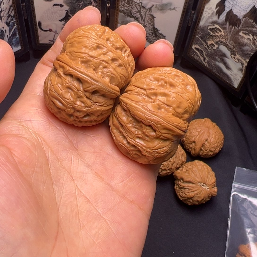 文玩核桃吊坠43元宝