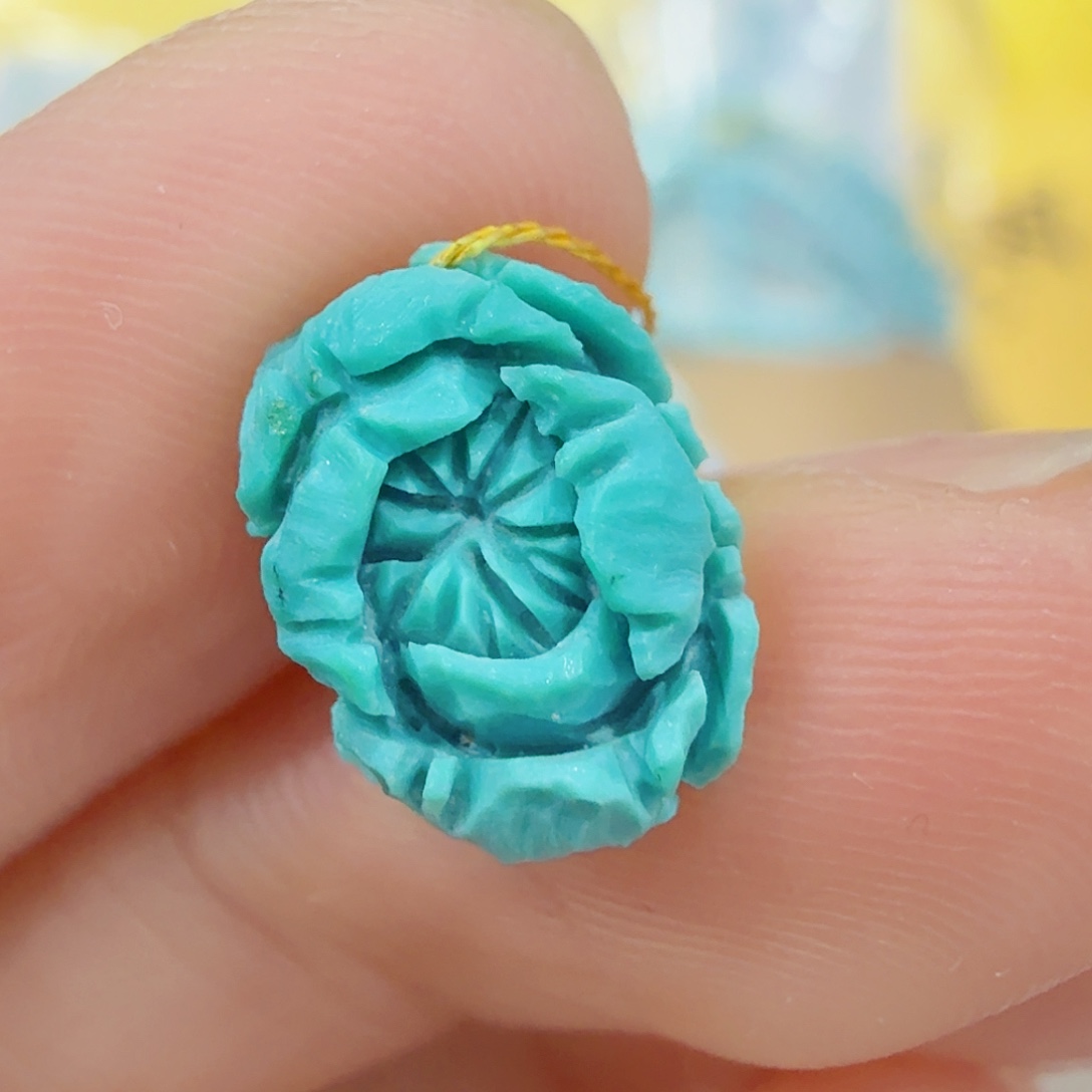 绿松石未镶嵌珠宝奇石