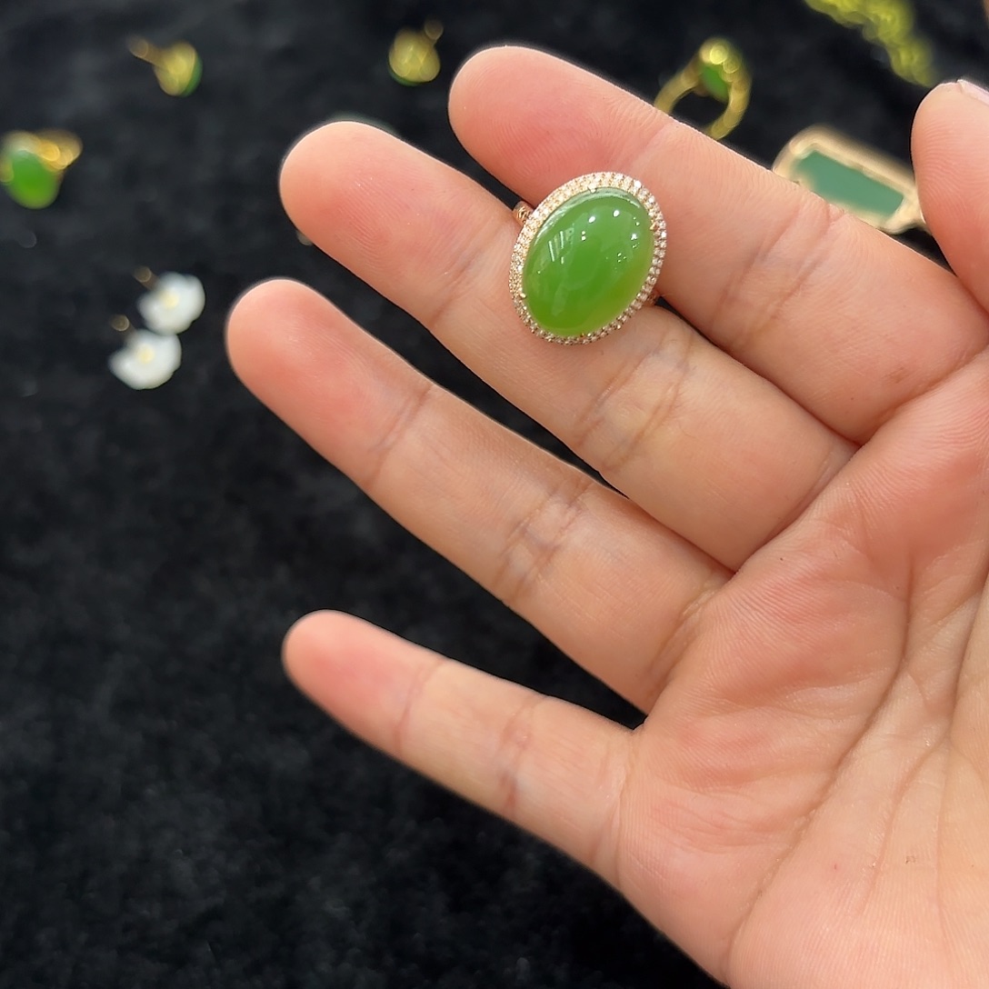 和田玉和田玉多样性发货拍一发一未镶嵌