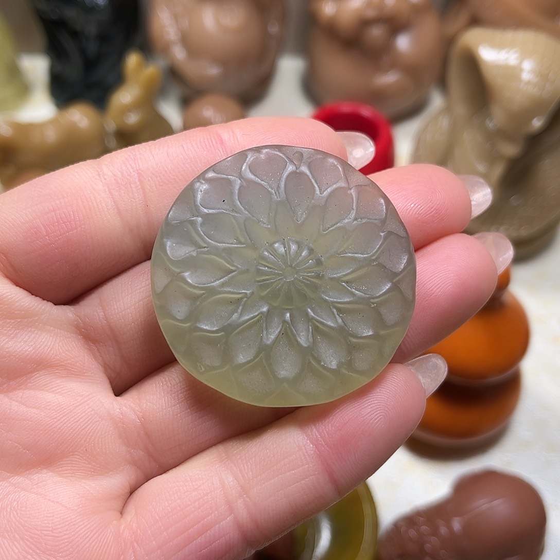 白玉菩提吊坠白玉菩提吊坠