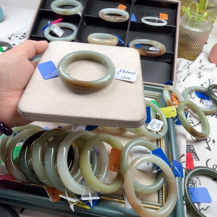 未镶嵌手镯和田玉玲珑美镯54.2