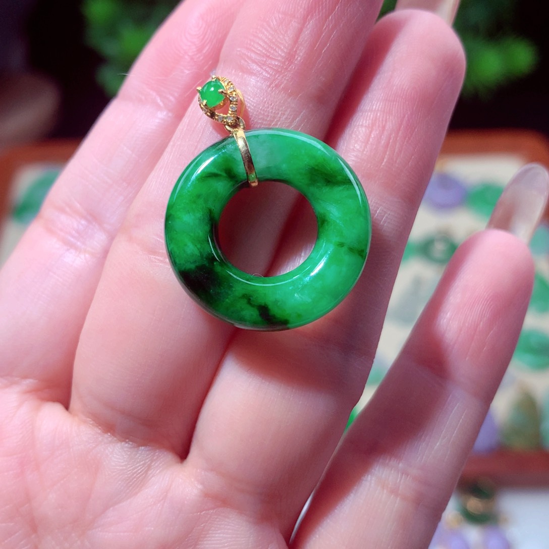 翡翠吊坠(不含链)18K金镶嵌