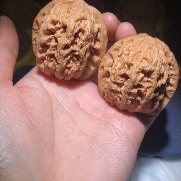 虚***场文玩核桃吊坠你要好好休息好的呀啊