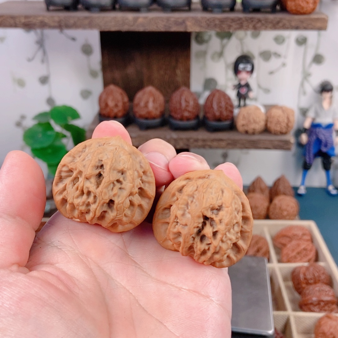 启***c吊坠文玩核桃3¥¥梨木台