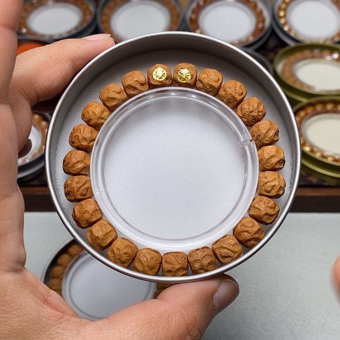 猴头核桃手串19号18k双标观山无相10左右