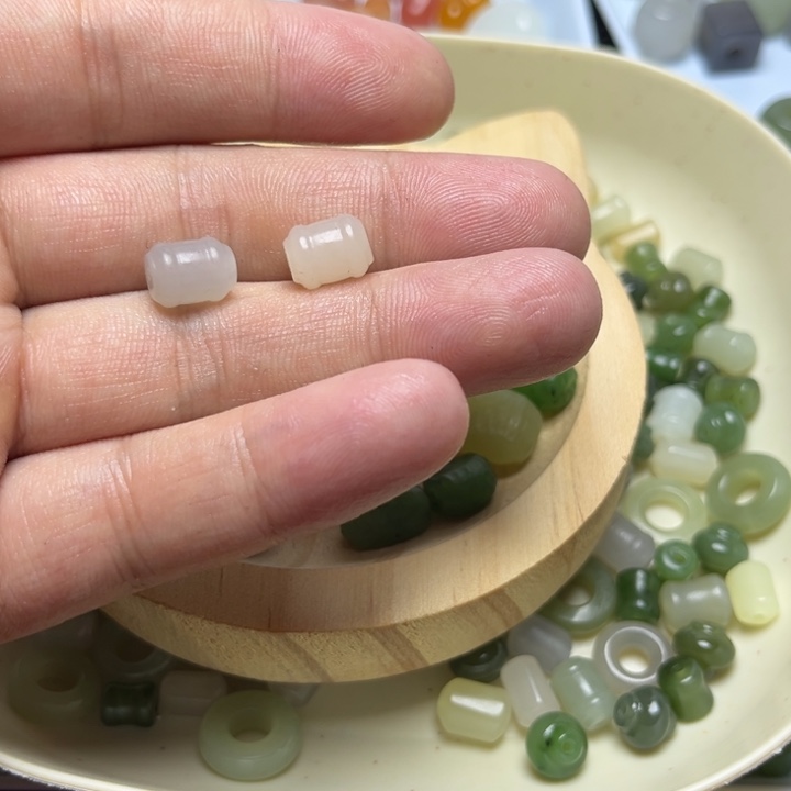 兜***米手链未镶嵌和田玉