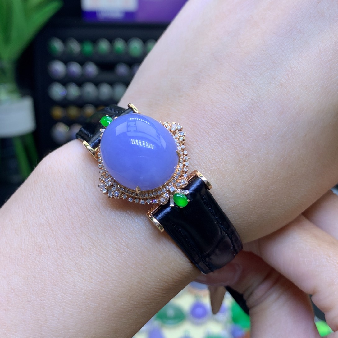 翡翠颈饰未镶嵌天然