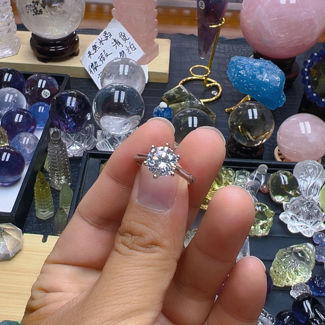 水晶摆件未镶嵌水晶