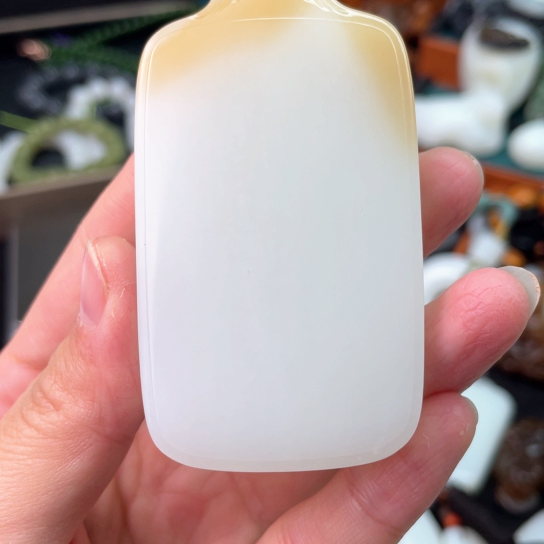 和田玉把件未镶嵌泉**咚