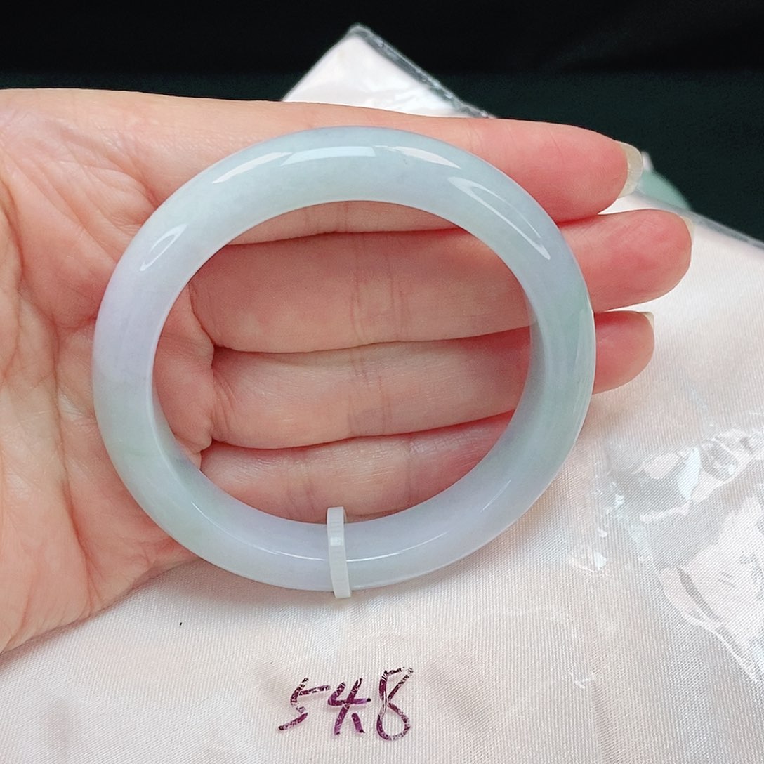 翡翠手镯未镶嵌正