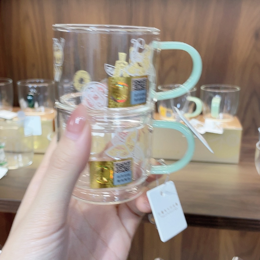 禾器瑞币纹逸杯浅玉色