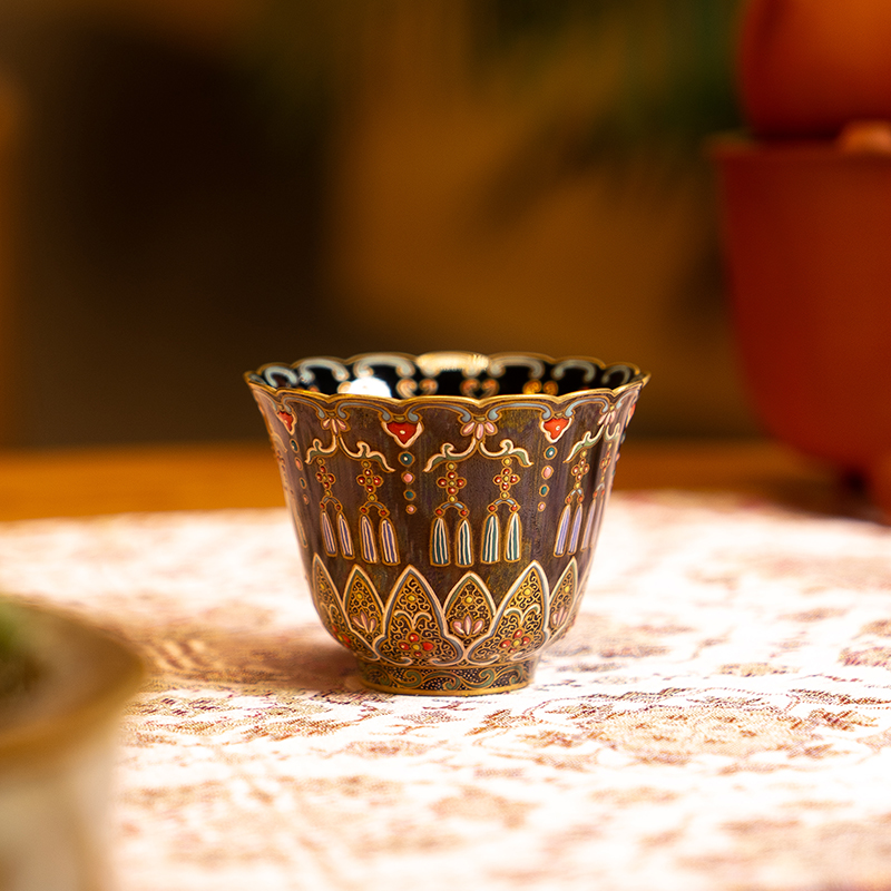 灵玺贡坊黑金流苏花神杯 