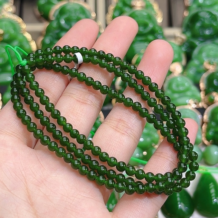 和田玉（碧玉）颈饰未镶嵌卡四菠菜绿多圈
