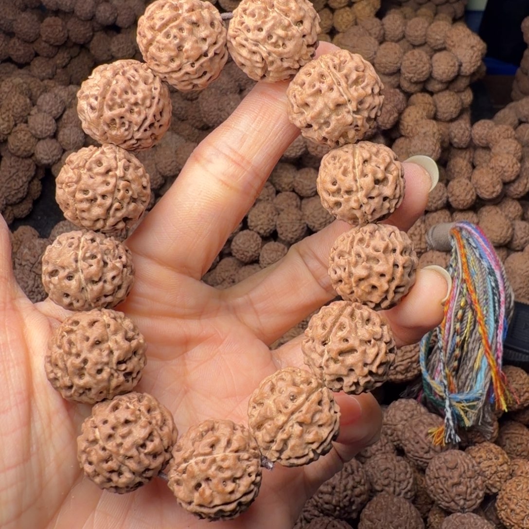 手串金刚菩提6瓣卡18尺，93号